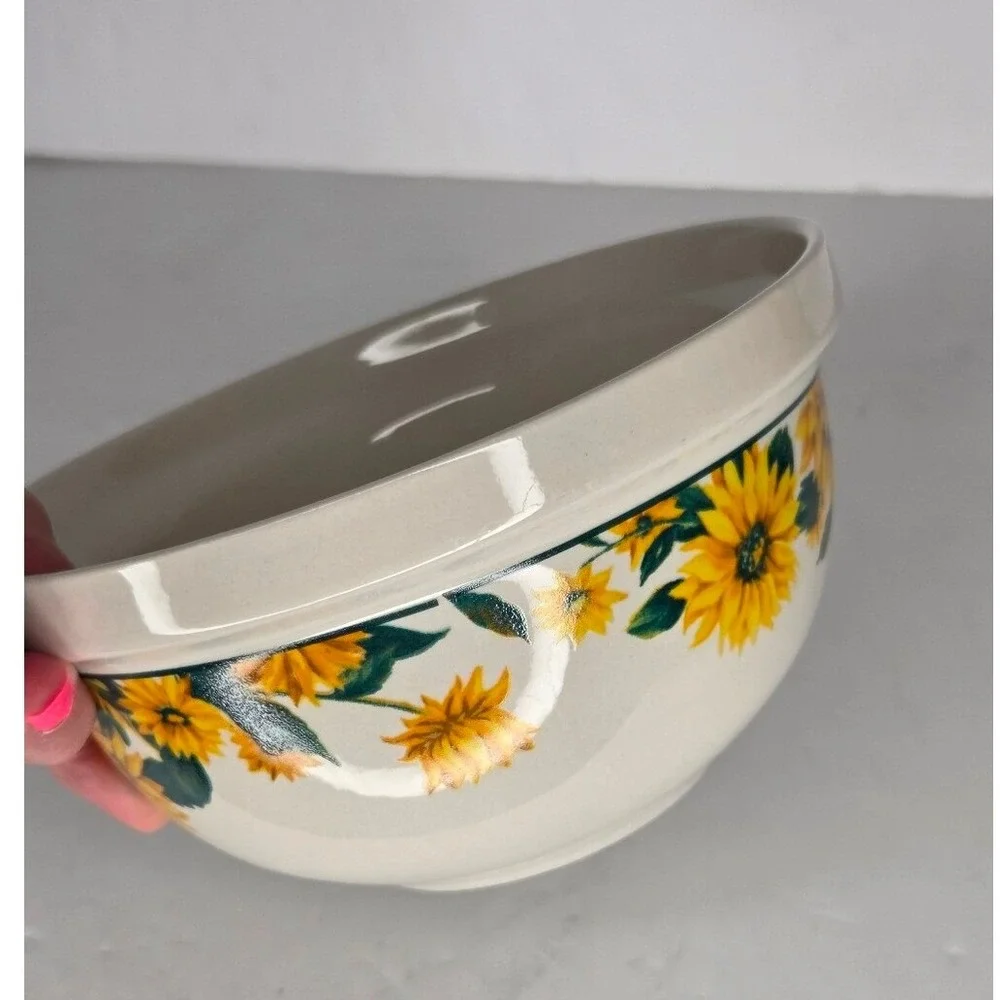 Tender Heart Sunflower‎ Stoneware Mixing Bowl Yellow Floral Fall Holiday